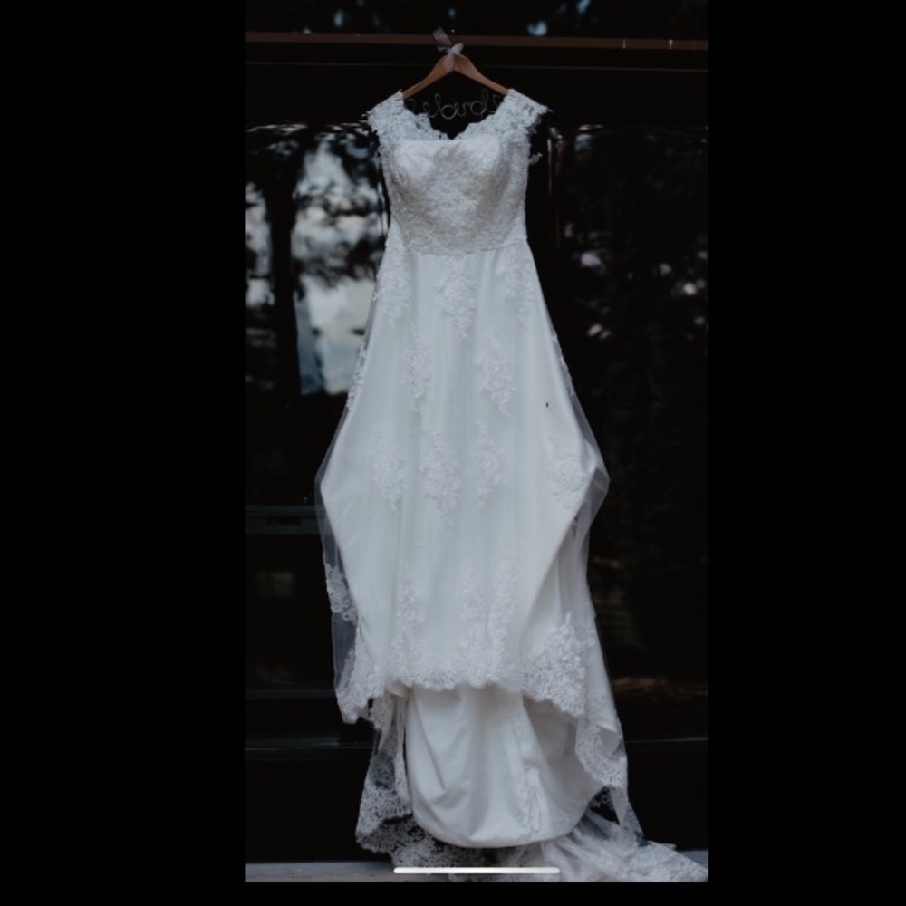 White wedding dress